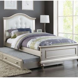 TWIN. BED WHIT TRUNDLE MATTRESS SOLD SEPARATELY