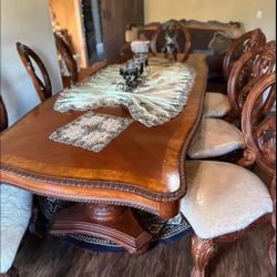 🍷 Large Solid Wood Dining Table with 8 Chairs✨ 
