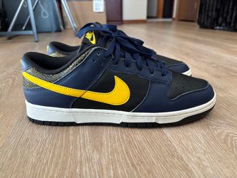 Black Midnight Navy Sail/Tour Yellow Nike Dunks Low Retro