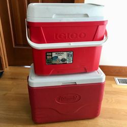 Lot of 2 Coleman and Igloo Camping Tailgating Ice Coolers