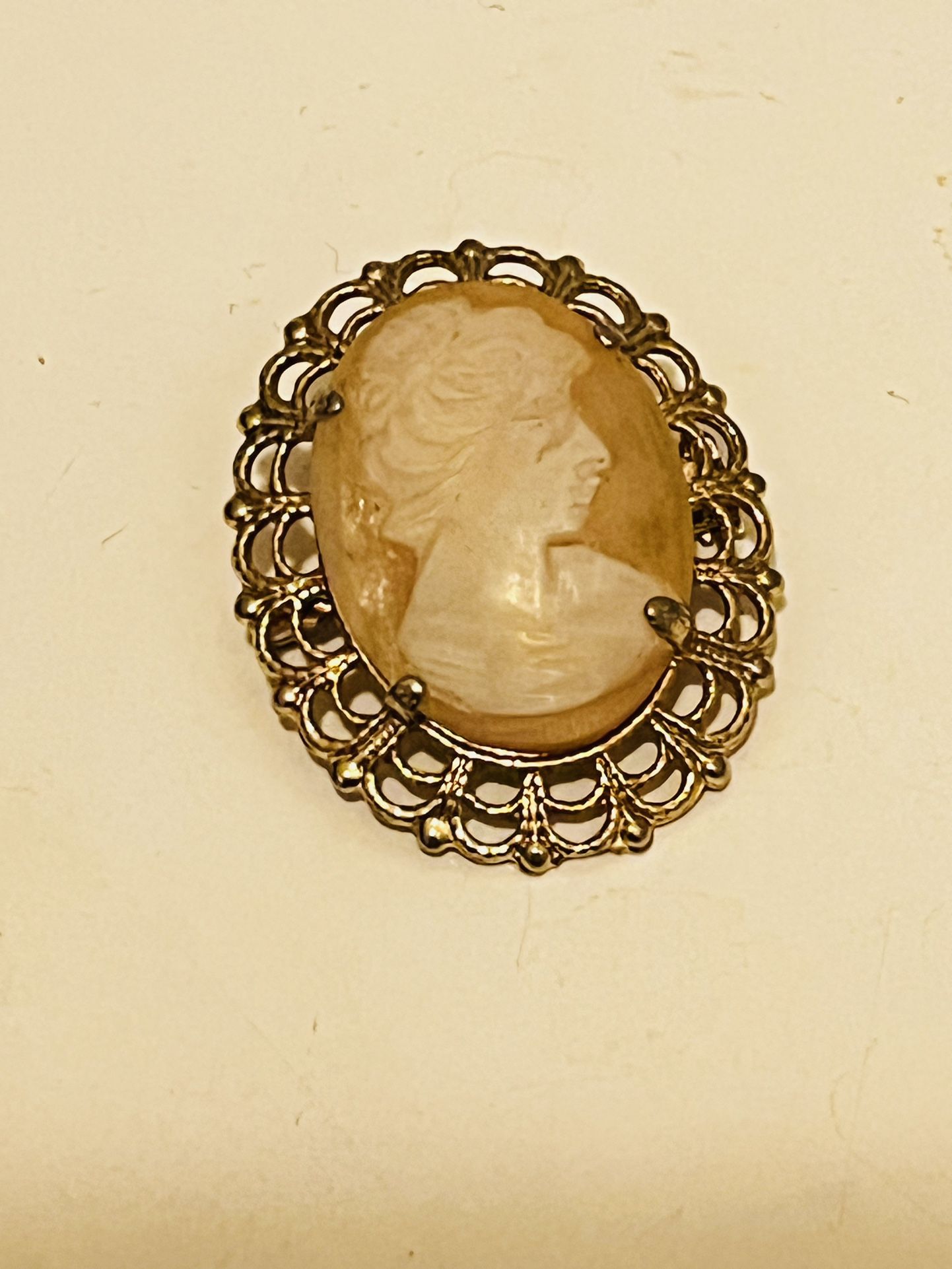 Vintage Carved Shell Cameo woman gold toned mid century MCM brooch