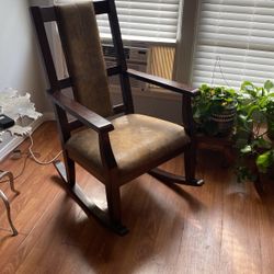 Wooden Rocking Chair