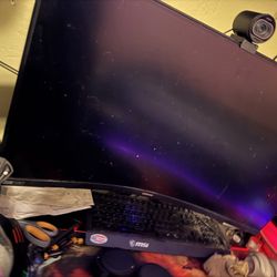 Samsung Odyssey G7 Series 32” Curved