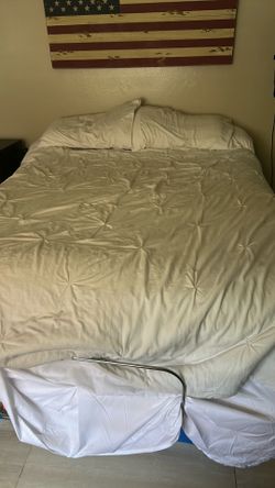 Queen adjustable bed