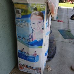 Pool 10' metal poles