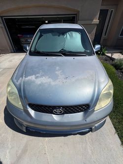 2004 Toyota Matrix Hood