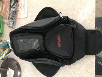 Motorcycle riding bag
