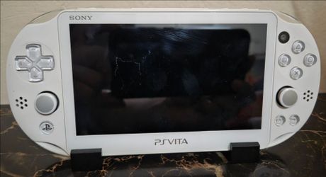 Sony Final Fantasy PS Vita Model 2000