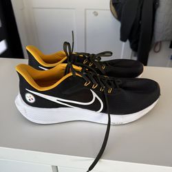 Nike Air Zoom Pegasus 39 Pittsburgh Steelers running shoes