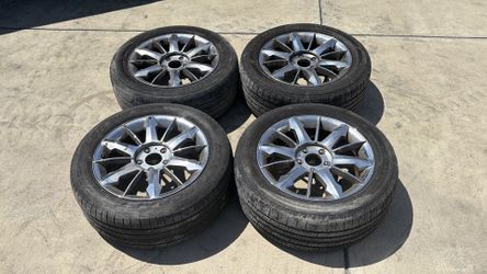 Chrome 17 Inch 5 Lug aluminum wheels with bad Tires