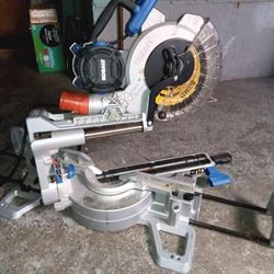 Sliding Dual Bevel Miter Saw 