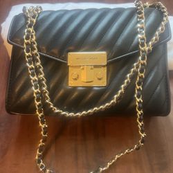 Michael Kors Medium Rose Quilted Leather MD Shoulder Flap Bag Black