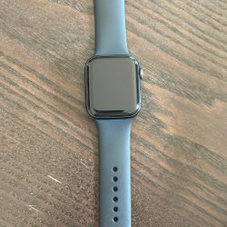 Apple Watch SE 44 Cellular 