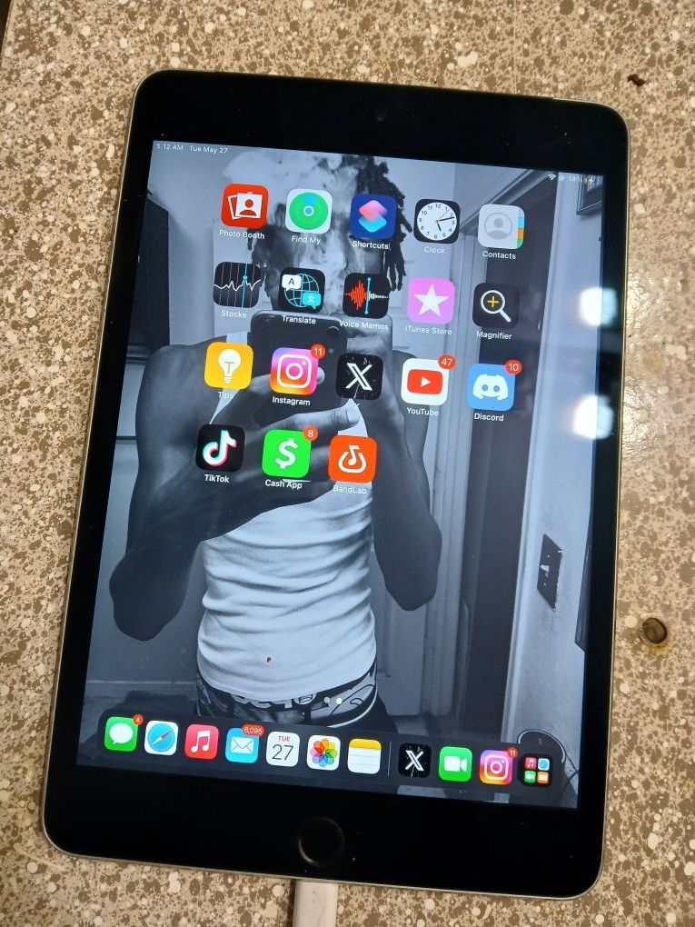 iPad Mini 4
