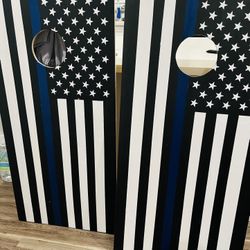 Corn Hole Set / With Bean Bags