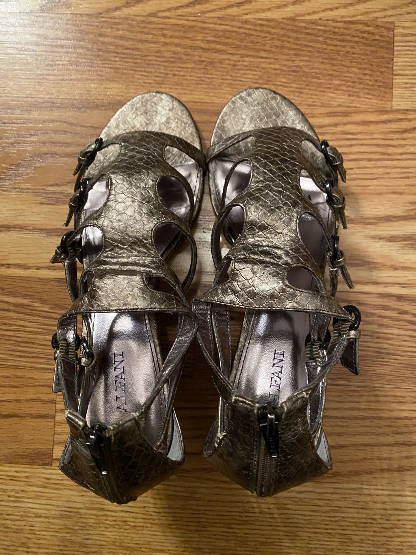 womens Alfani gold sandals size 8