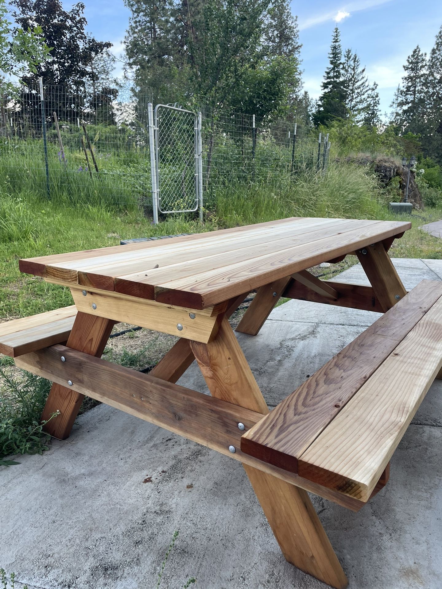 NEW Handmade Wooden Picnic Table
