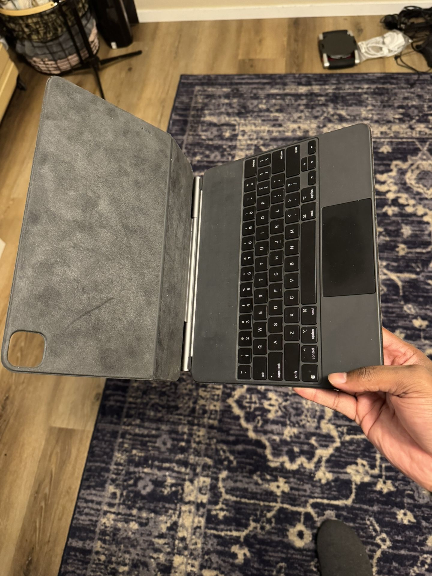 Magic Keyboard iPad 12.9 Inch