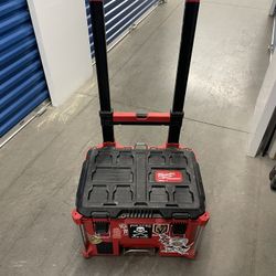 Milwaukee Rolling Box Packout