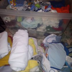 Baby clothes newborn to 6 months