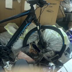 2016 Specialized Turbo X E-Bike w/ Surly Handlebars