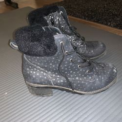 Boots - girls size 2