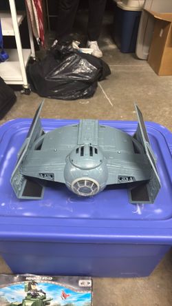 Star Wars Vader tie advance plastic