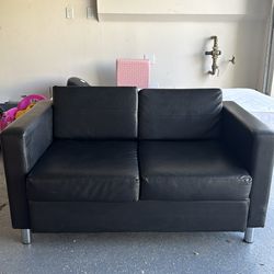 Love seat