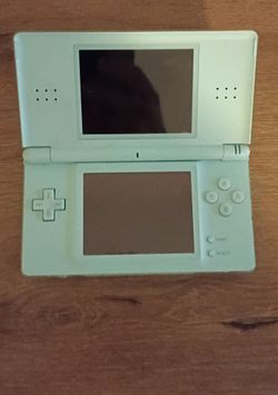 Nintendo DS Lite