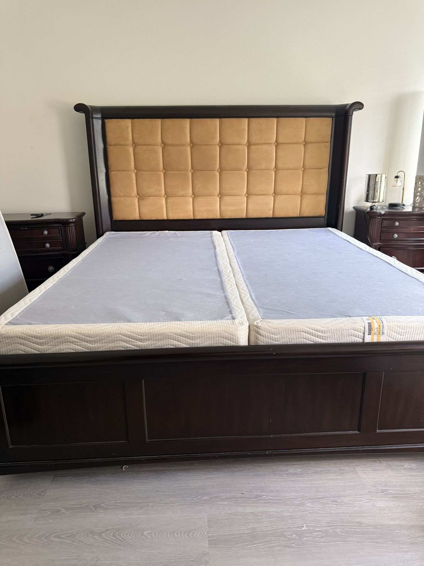 Solid Wood King Bedroom Set – Heavy & High Quality