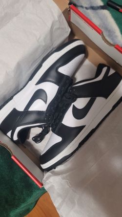 Nike Dunks Low Retro Pandas
