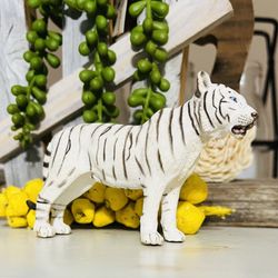  RETIRED Schleich White Tiger Figure