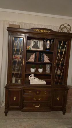 CHINA CABINET