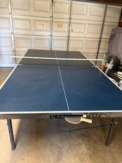 Ping pong table
