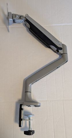 Monitor Arm with Desktop Clamp - Vesa mount - Fully Articulating