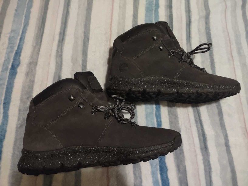 Timberland World Hiker Mid Ankle Boot