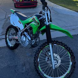 Kawasaki klx 230r