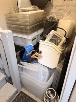 Cambros And Assorted Commercial Kitchen Items