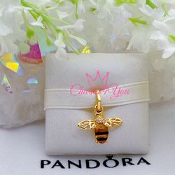 Adorable Charm 925 silver for Pandora moments bracelet.