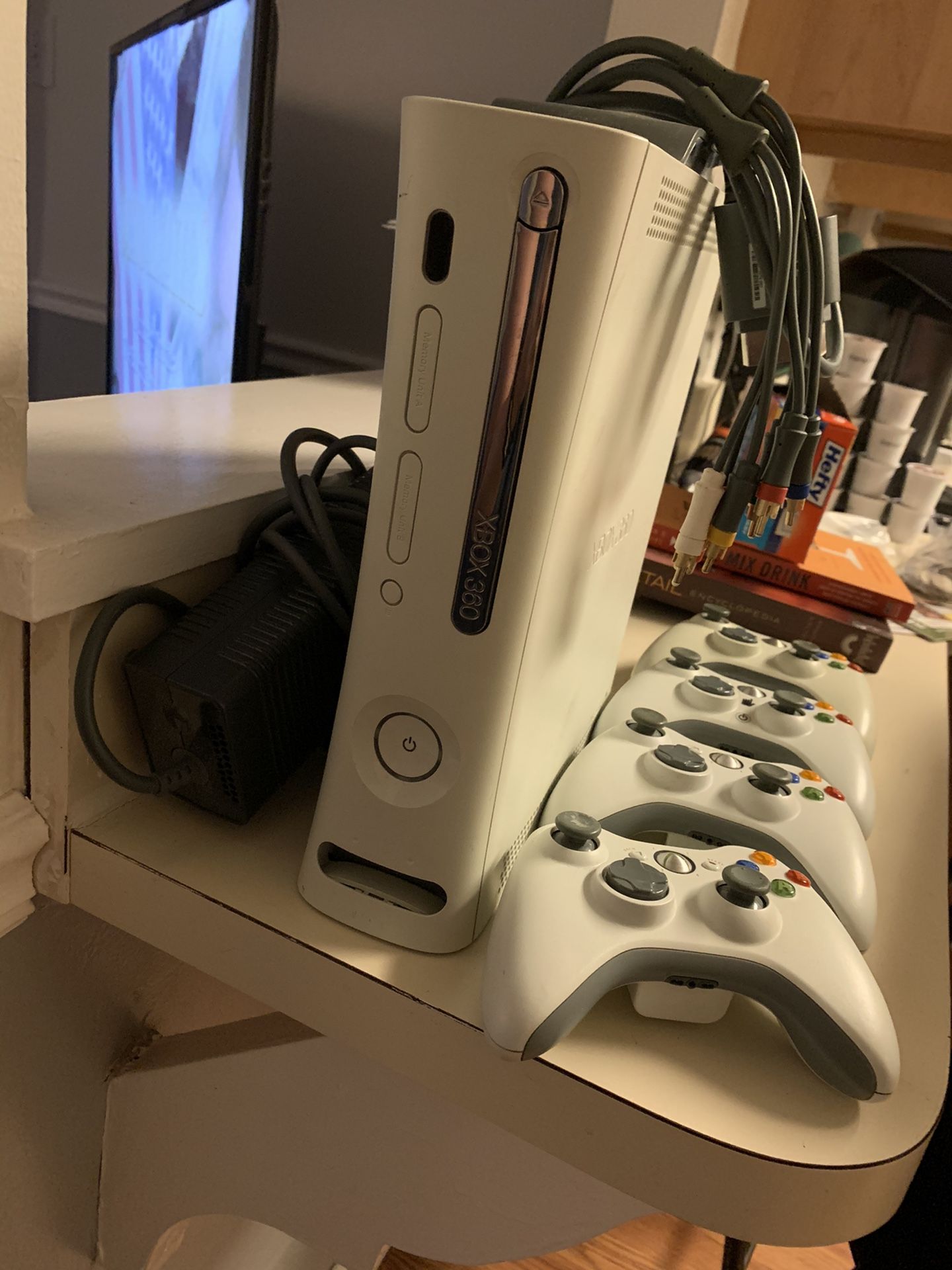 Xbox 360, 4 controllers and tv connection cords