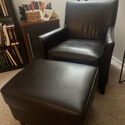 Black Faux Leather Chair with Ottoman – Grear Condition