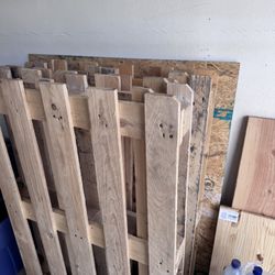 Free Pallets (three Of Them)