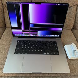 Apple MacBook Pro M2 Pro (bought In 2024) 16 inch 16ram 512gb Flash Hard Drive 10/10 Condition 60 Cycle Low Use Warranty Til November