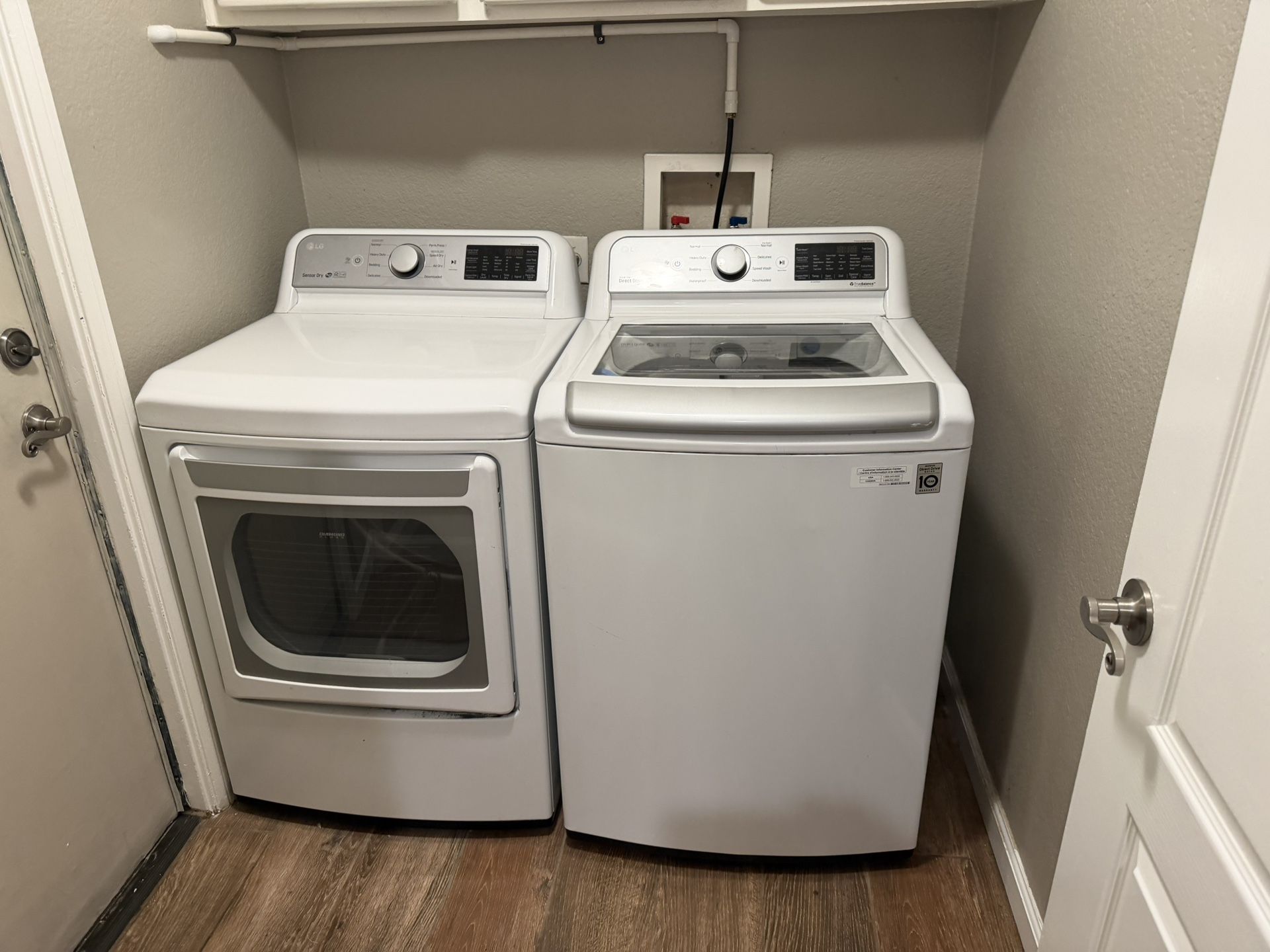 Lg Washer And Gas Dryer Set