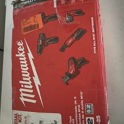 Milwaukee 5 Tool Combo Kit 