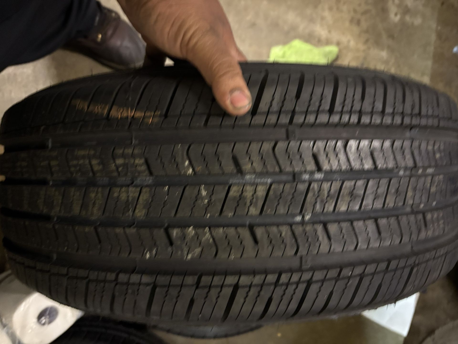 Silver Edition Arizonian 215/55r17