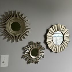 Gold Sun Burst Small Mirrors 