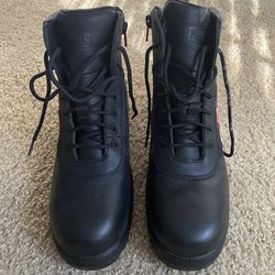 SAFETY BOOTS SIZE 11.5