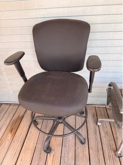Back desk chair