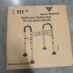 Bathroom Hand Rail Assist 